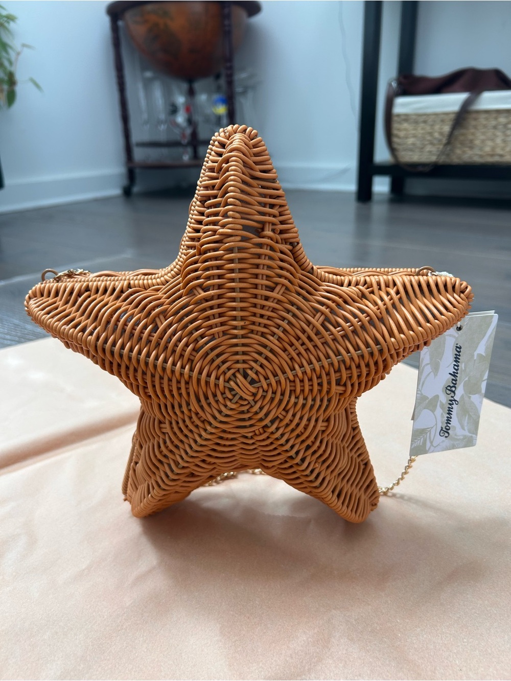 NWT! Tommy Bahama Star Shaped Woven Crossbody Bag
